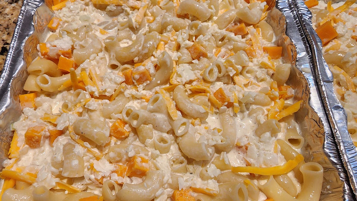 5. Pour custard on top macaroni