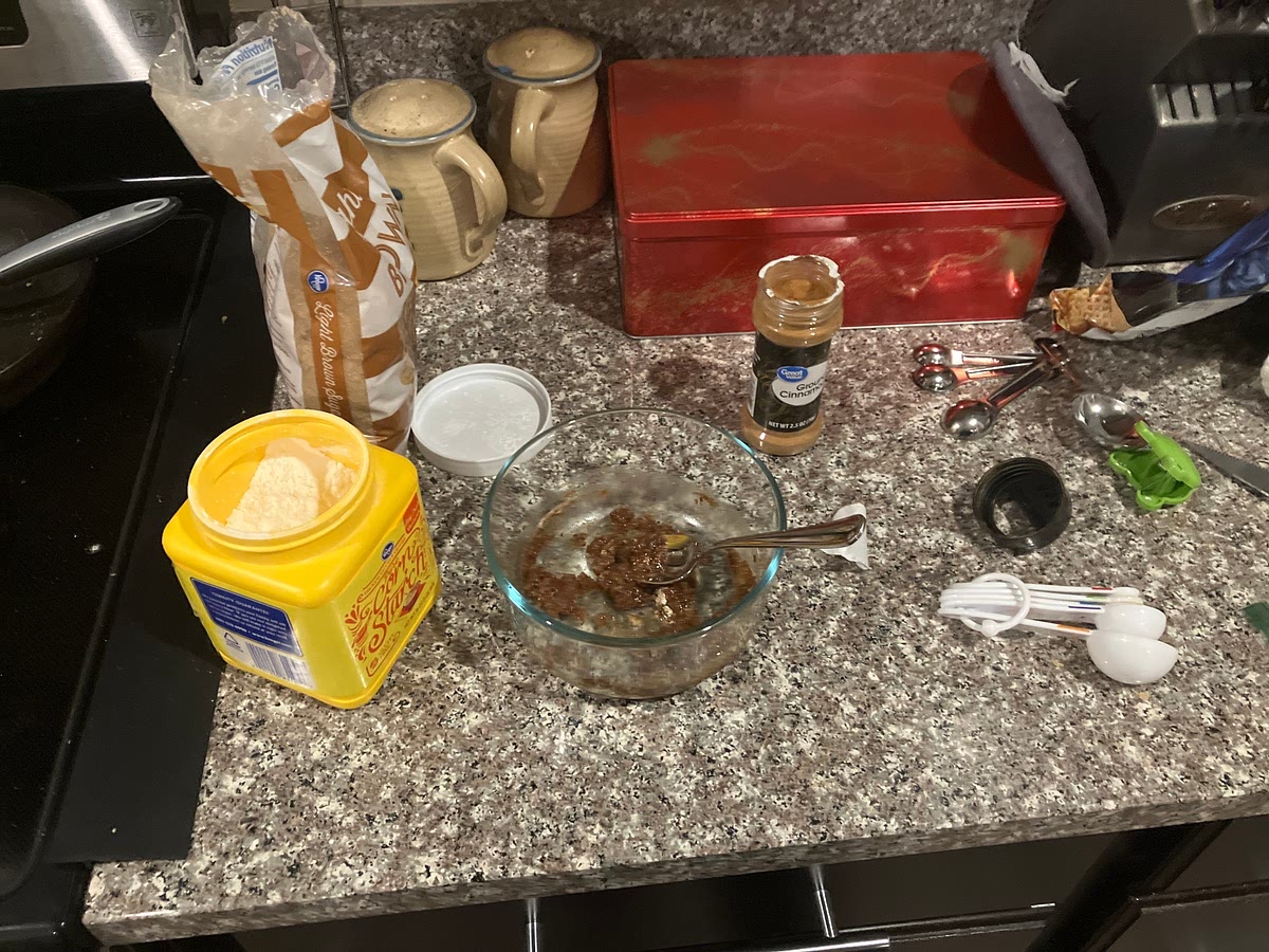 1. Make the fillings by combining butter, brown sugar, cinnamon, cornstarch and salt in a bowl and set them aside.