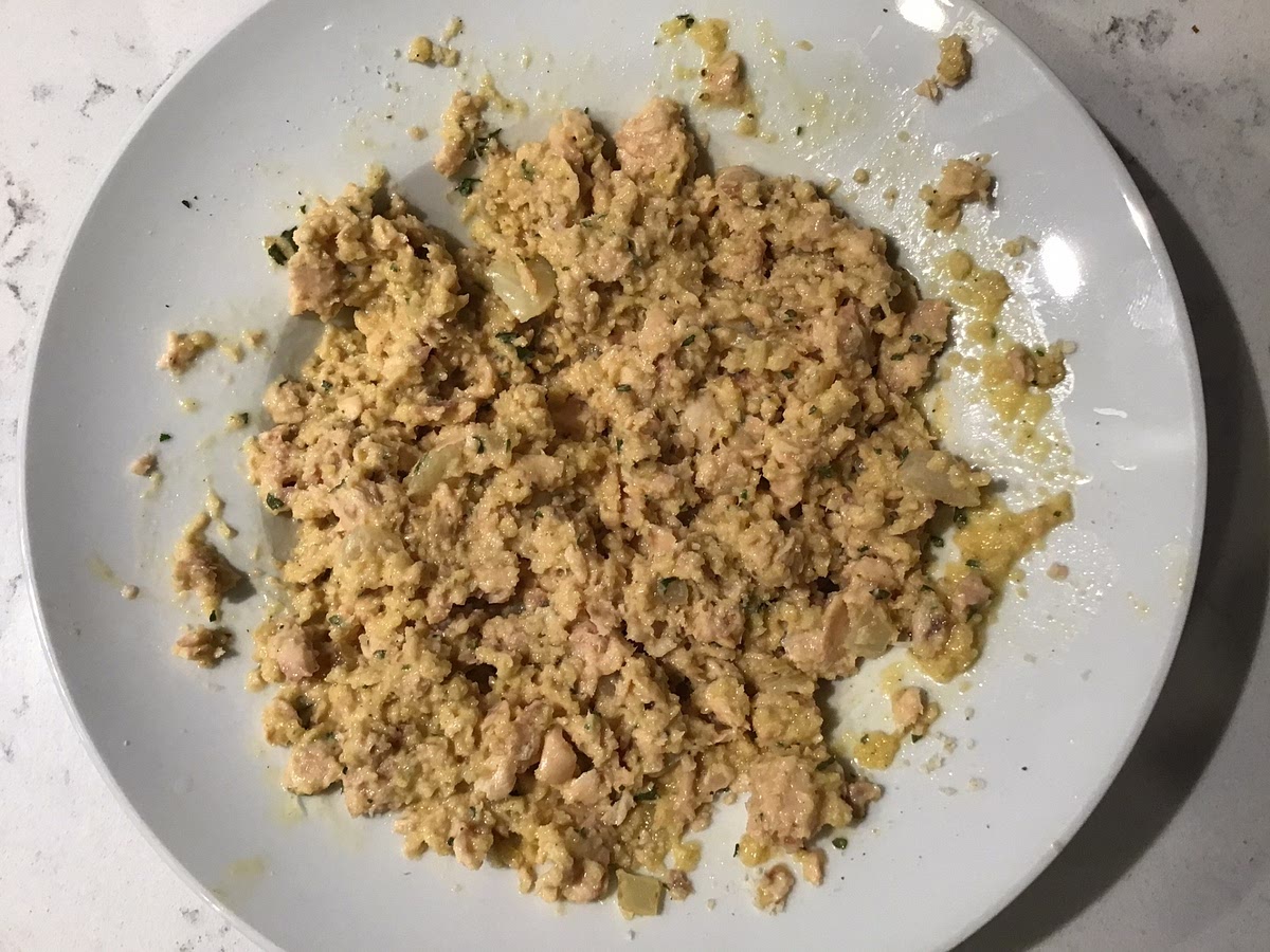 Add and mix all the ingredients in a bowl
