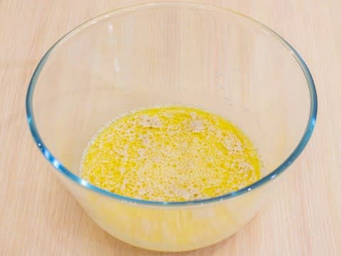 Add the appropriate sourdough.
Mix