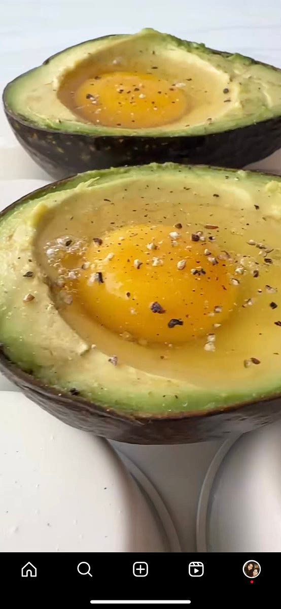 Fill the holes with any remaining egg white, making sure not to overflow. Season with salt and pepper.