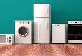 Frotter l'électroménager intérieur et extérieur avec spray JAUNE. Frigo compris. Vérifier 4*
Vérifier tout fonctionne