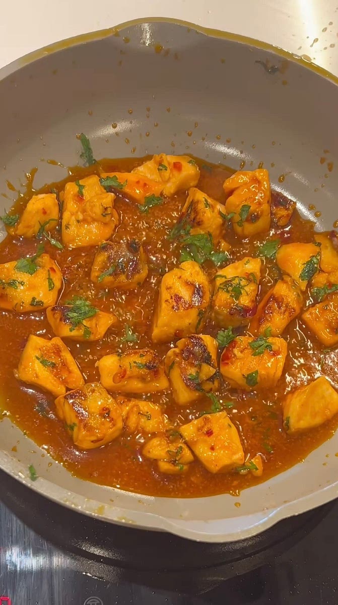 Add the sauces & parsley and cook till golden