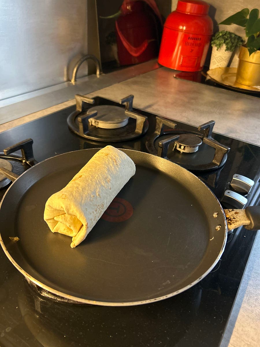 griller 5min de chaque côté je pense, pour dorer le wrap et c’est prêt !