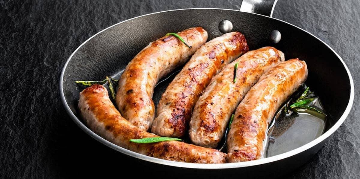 Pan fry your sausages with about a tbsp of oil. When golden brown take them off the pan and slice them into discs about a centimeter in thickness.
