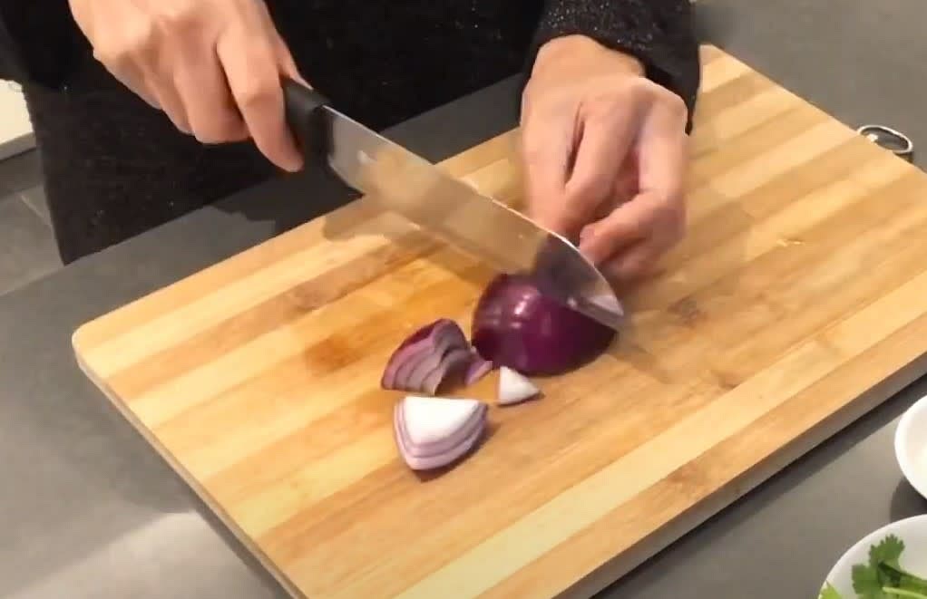 Slice the Red onion into big triangles