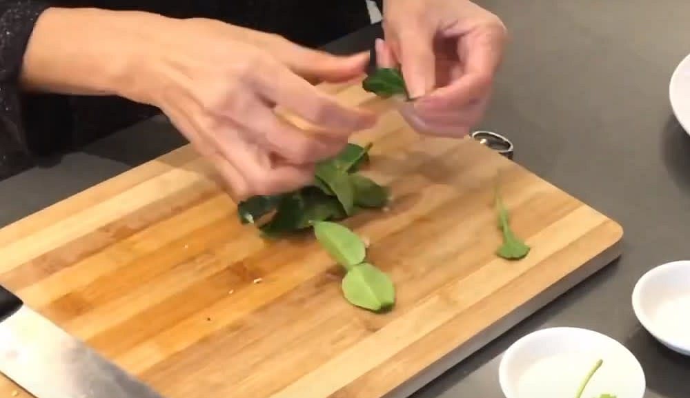 Remove the Kaffir Lime leaves from stems