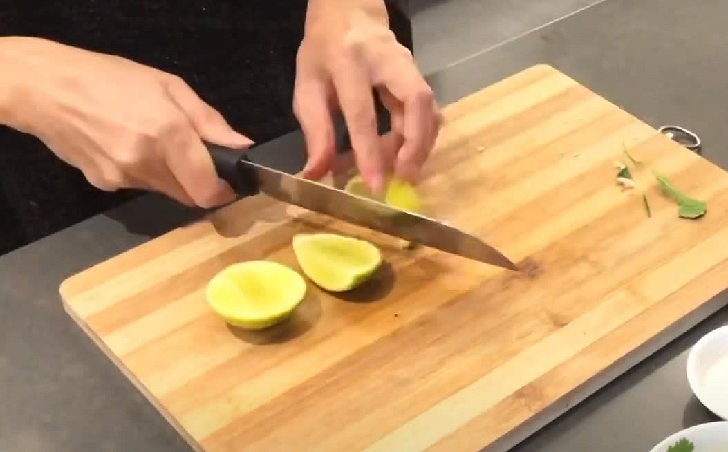 Slice the Lime into big pieces