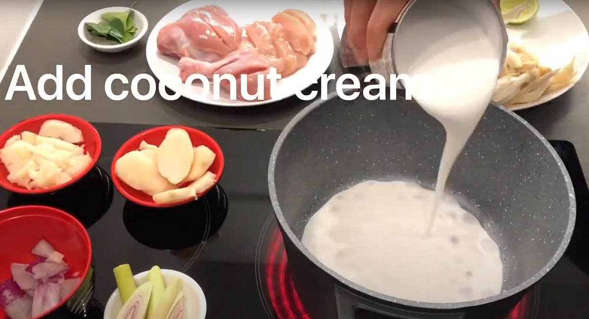 Warm up pot and bring 1/4 can Coconut cream to boil
