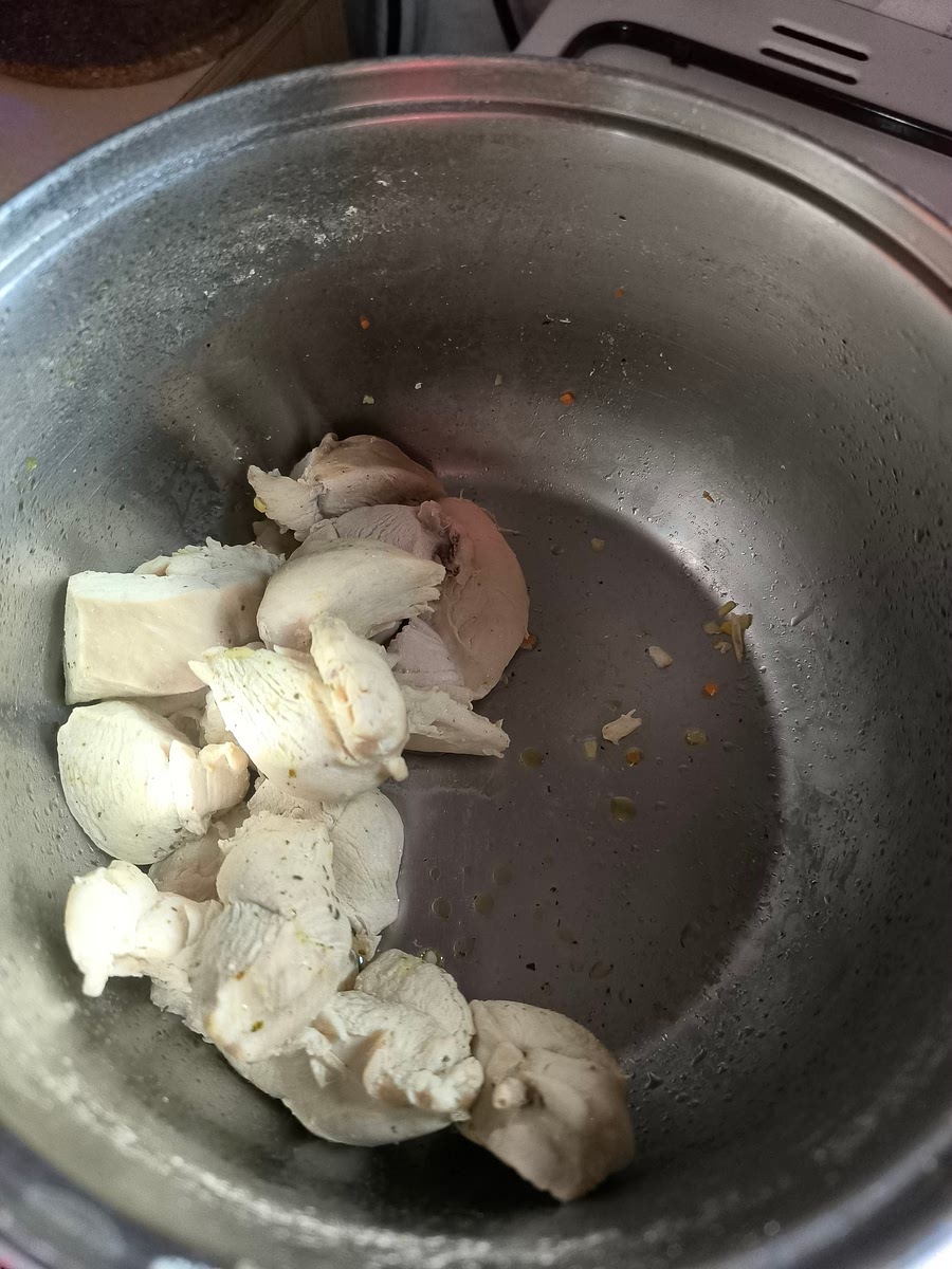 Boil your chicken fillets in salted water and add 2bouillon cube