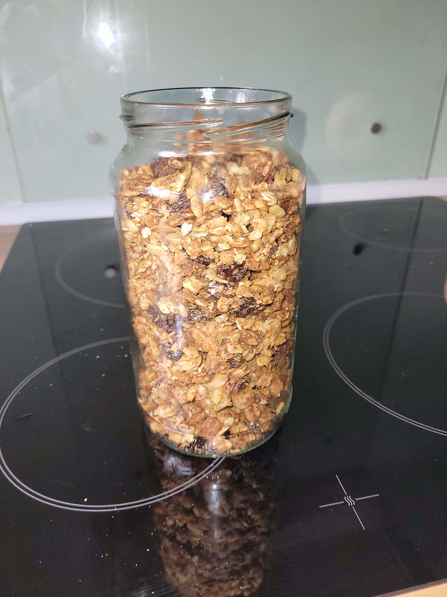 Leave to cool before placing in glass jar (with coconut chips) for up to 1 month.