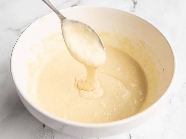 1. Blend the oats into a powder
2. Sift the dry ingredients together.
3. Make a well, then add the wet ingredients. Stir to combine.
4. Scoop the batter onto a hot griddle or pan.
5. Cook for two to three minutes, then flip.
6. Continue cooking until brown on both sides.