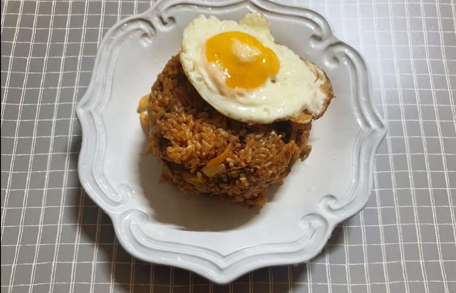 맛있는 고추참치볶음밥 완성이에요.