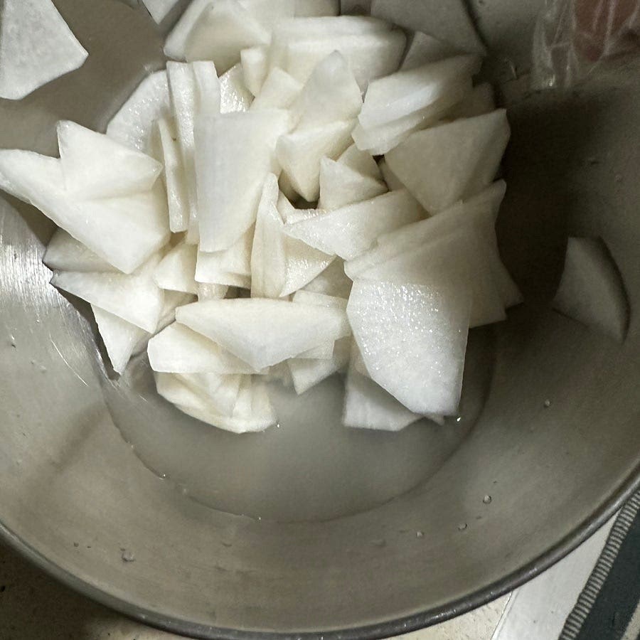 무에서 나온물을 제거 해주세요.