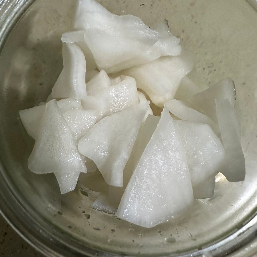 물기를 꽉 짜도 되는데 전그냥 가볍게 짜서 만들었어요.