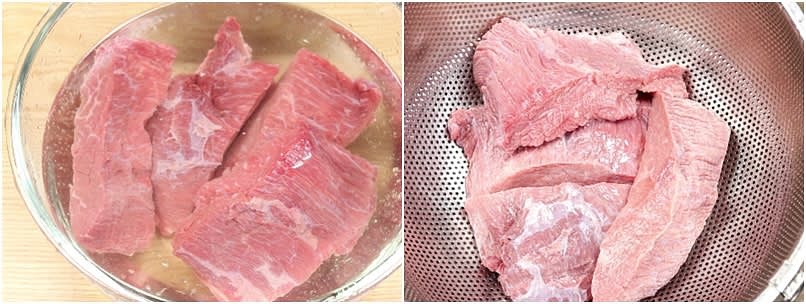 고기는 찬물에 30분정도 담궈 핏기를 제거후 체에 받쳐 물기를 빼줍니다.