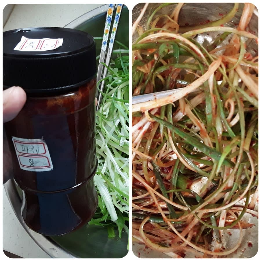 파채는 간장, 식초, 올리고당, 고춧가루, 참기름, 깨소금을 섞어 양념합니다.