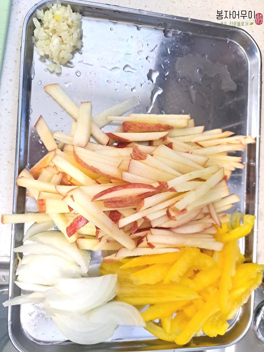 다진 마늘 1스푼을 준비해 둡니다.