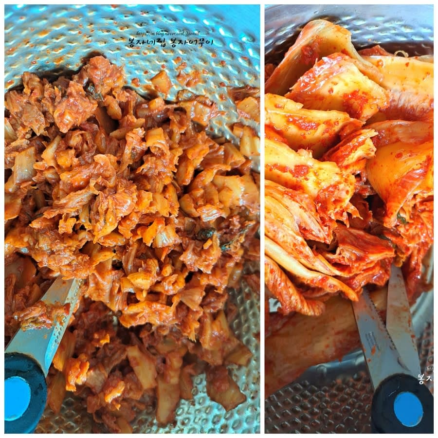 신 김치 1/2쪽을 잘게 잘라 설탕 1스푼과 참기름을 섞어줍니다.