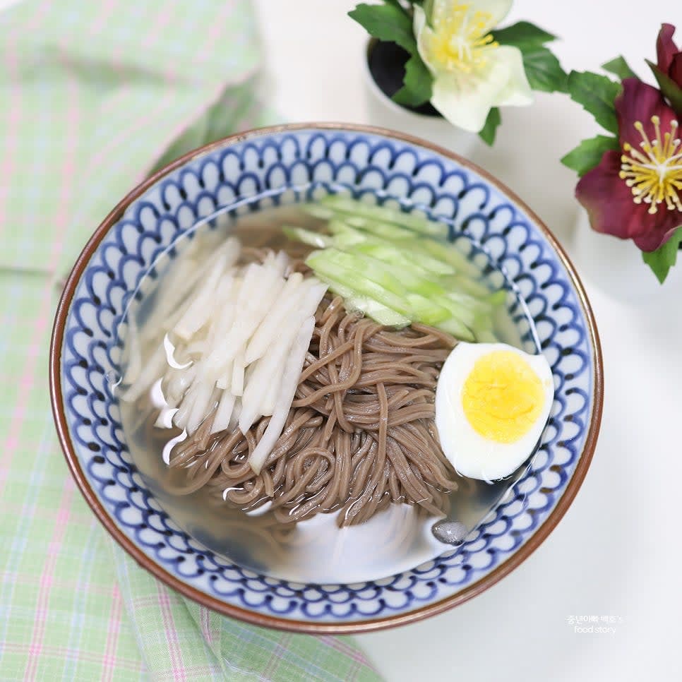 필요시 얼음을 추가하여 더욱 시원하게 즐깁니다.