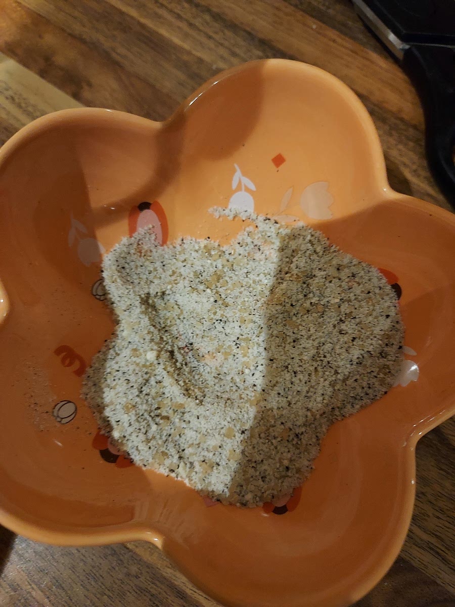 Mix up powder well with ratio 1tbsp five species powder, 1tsp sugar and 1/4 salt