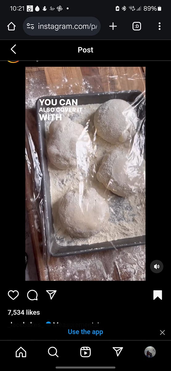 Flour a pan with flour and semolina and place the doughballs after coating them liberally. Add a little bit more flour on top after all balls are coated.
Cover them with a towel, plastic wrap, or another baking pan with the same size.