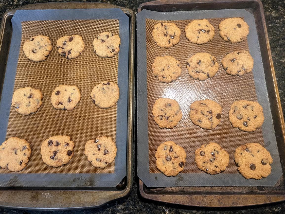 Bake for about 10-12 min at 350F, or until lightly golden brown on the bottom and the sides. I had 2 pans in the oven at the same time, and the bottom and top racks took 10 and 12 minutes, respectively. Allow them to cool totally on the pan before removing