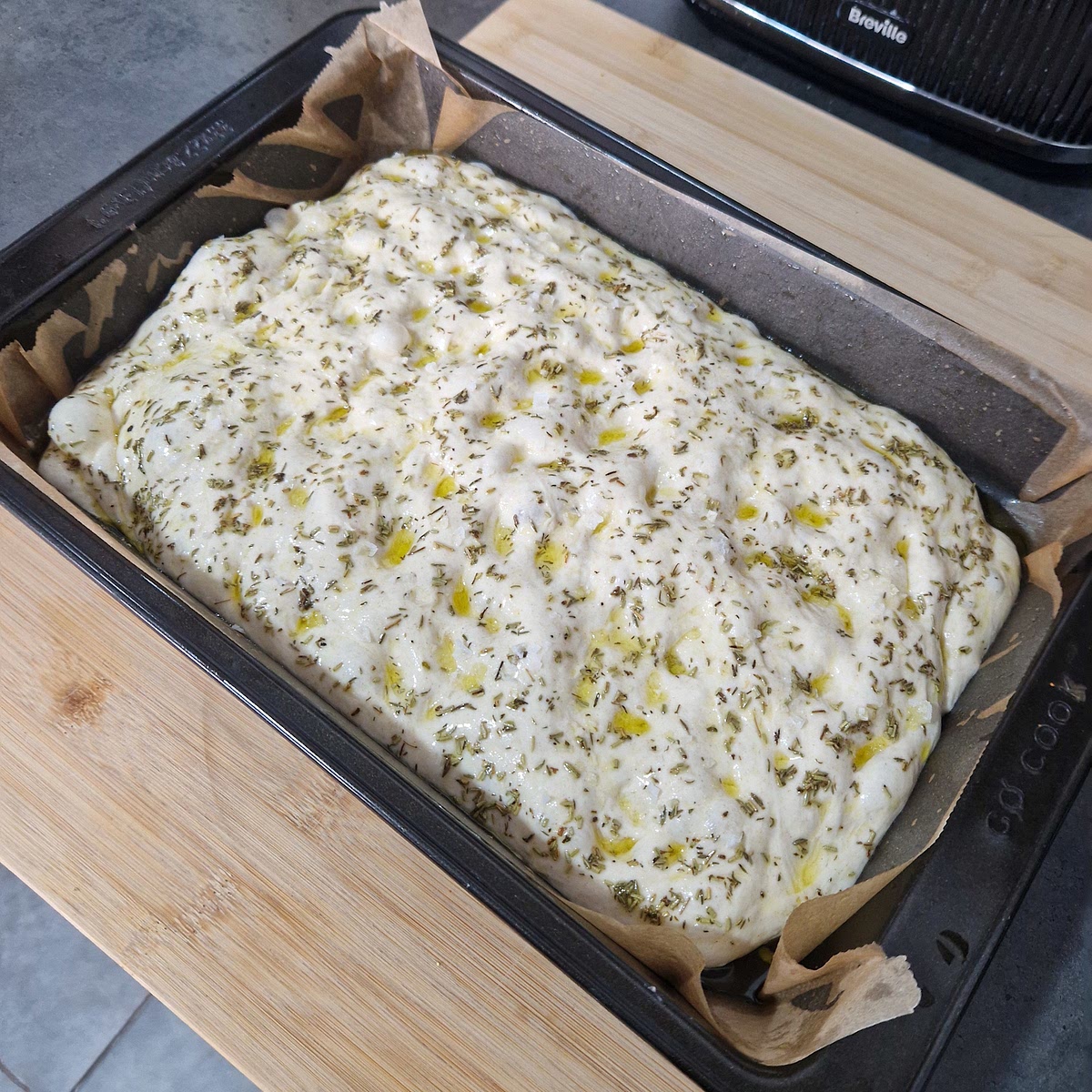 The dough should be fully covered.