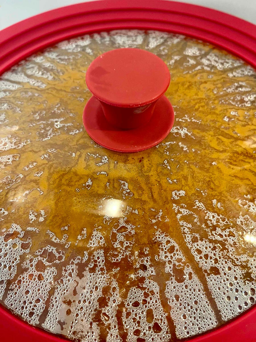 Bring to a simmer, cover with a lid and cook on low for 25 minutes. Stir every 5 minutes.
