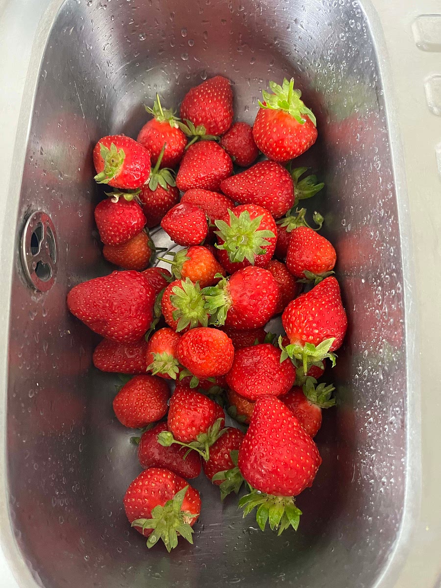Wash the strawberries
