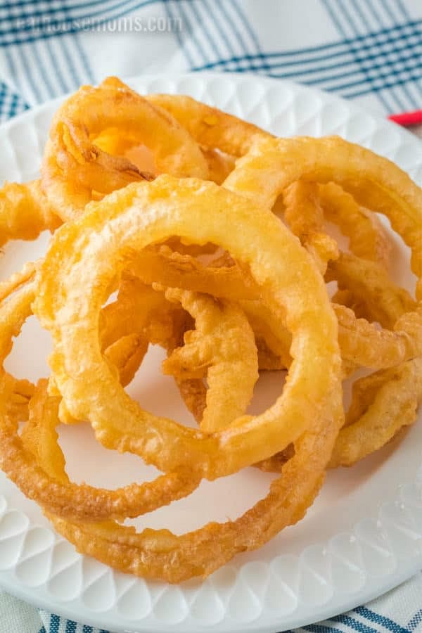 Sprinkle with the remaining 2/3 cup onions.