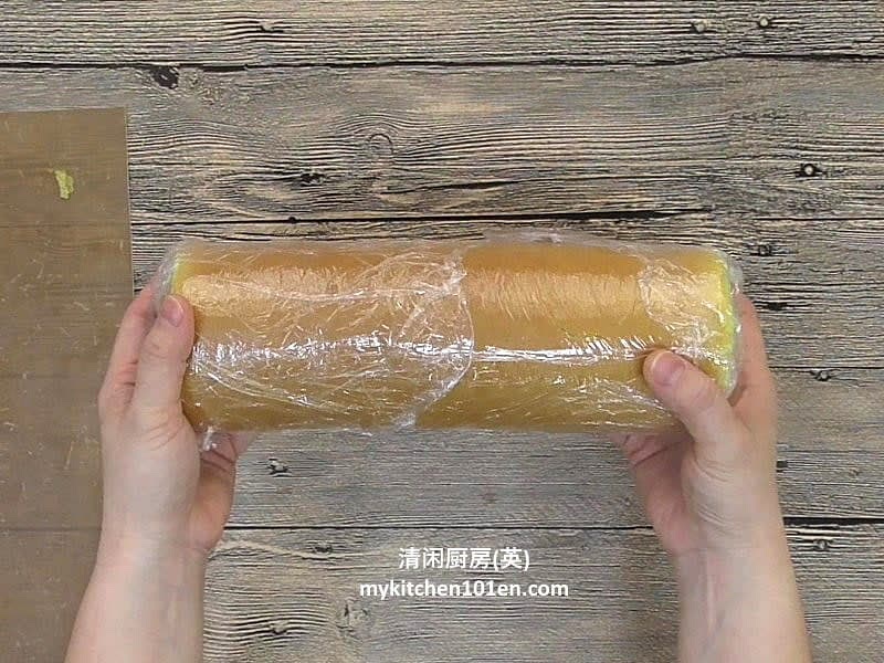 Wrap cake and refrigerate for 1-2hrs before serving