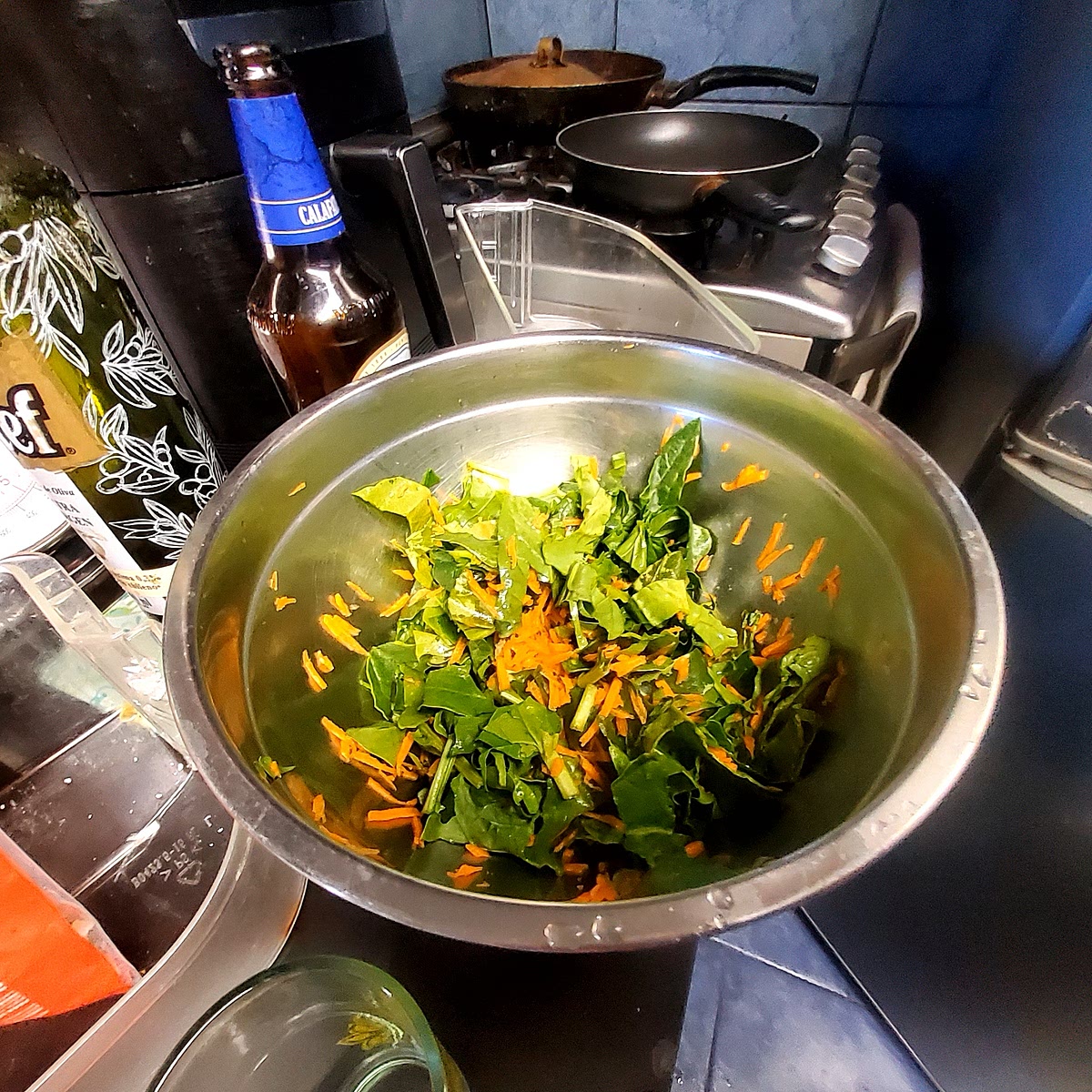 Mezclar todos los ingredientes en un bawl