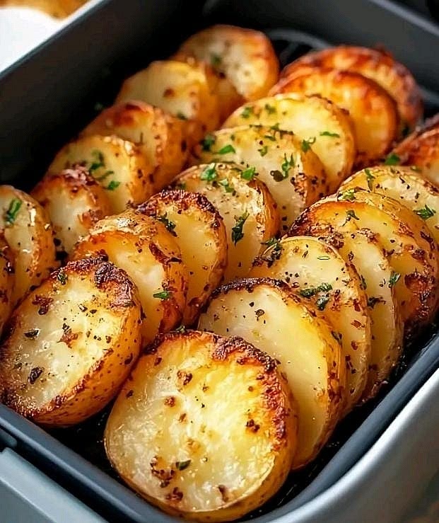 4. Cook at 375°F (190°C) for 15-20 minutes, shaking halfway through, until golden and crispy.