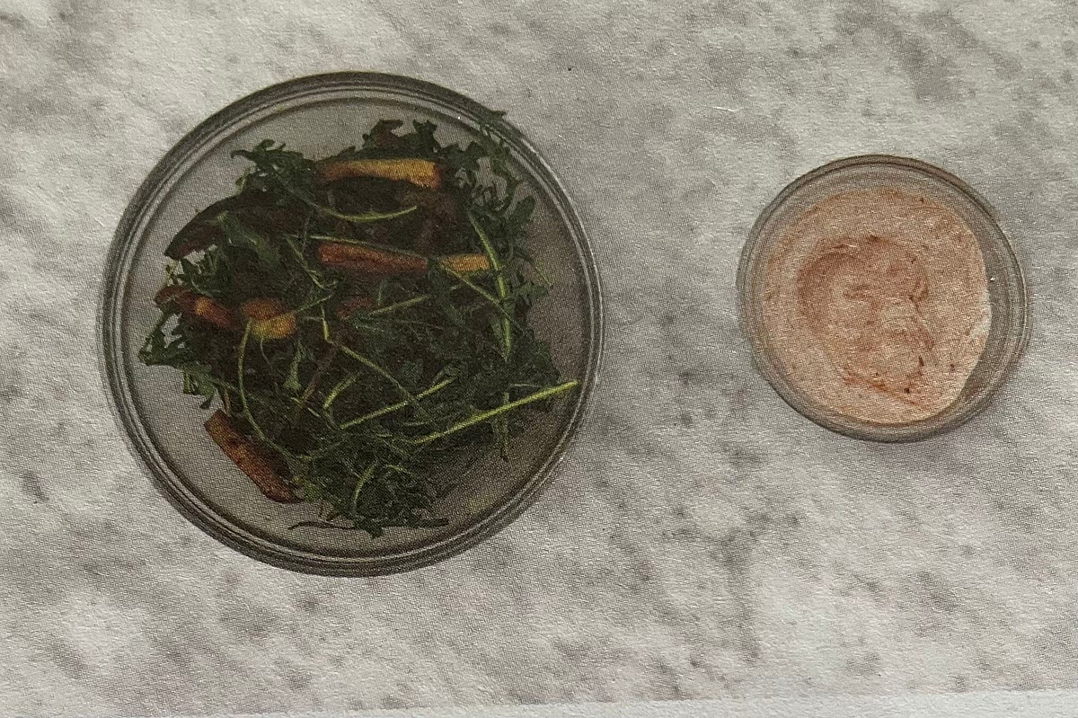 Make the harissa yoghurt