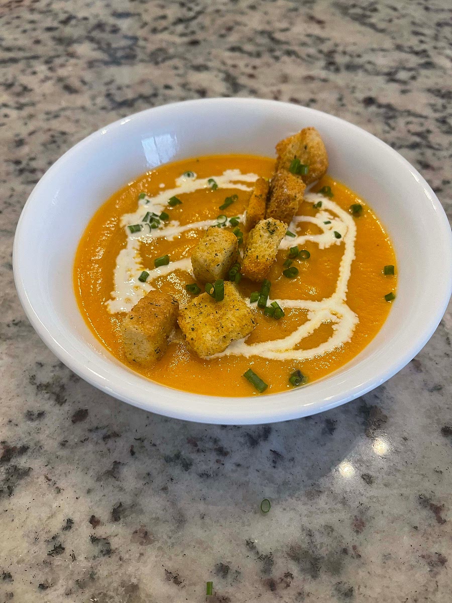 Optionally, you can garnish your soup with a little heavy cream, croutons, chives, or whatever you want.