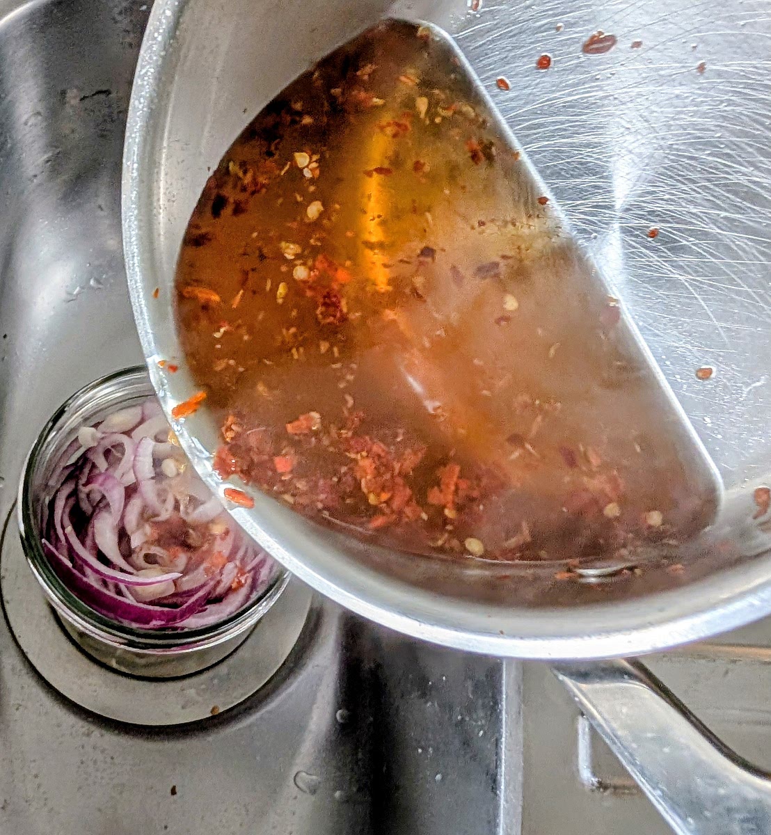 Pour the mix into the mason jar.