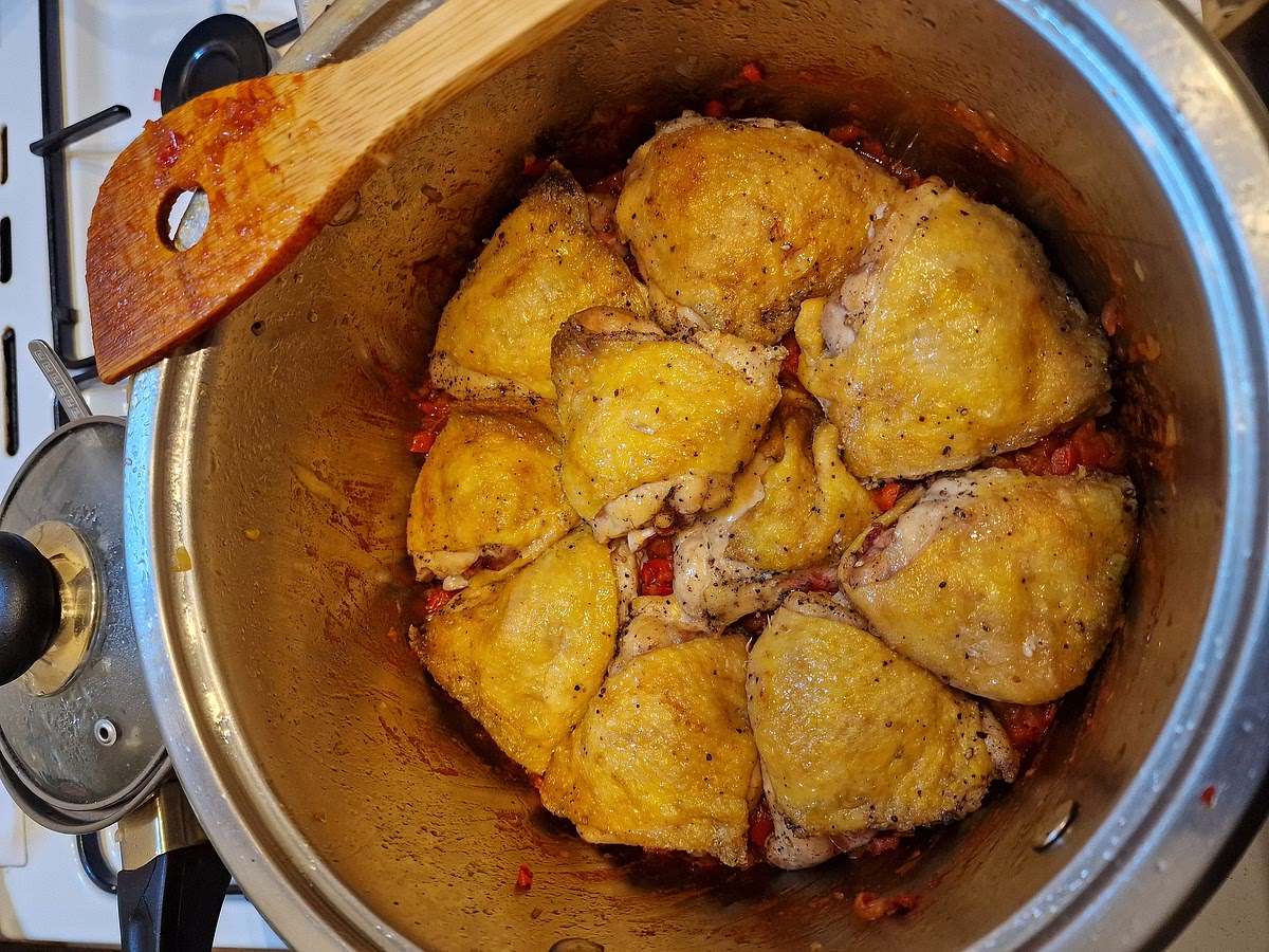 You can now add your chicken back.