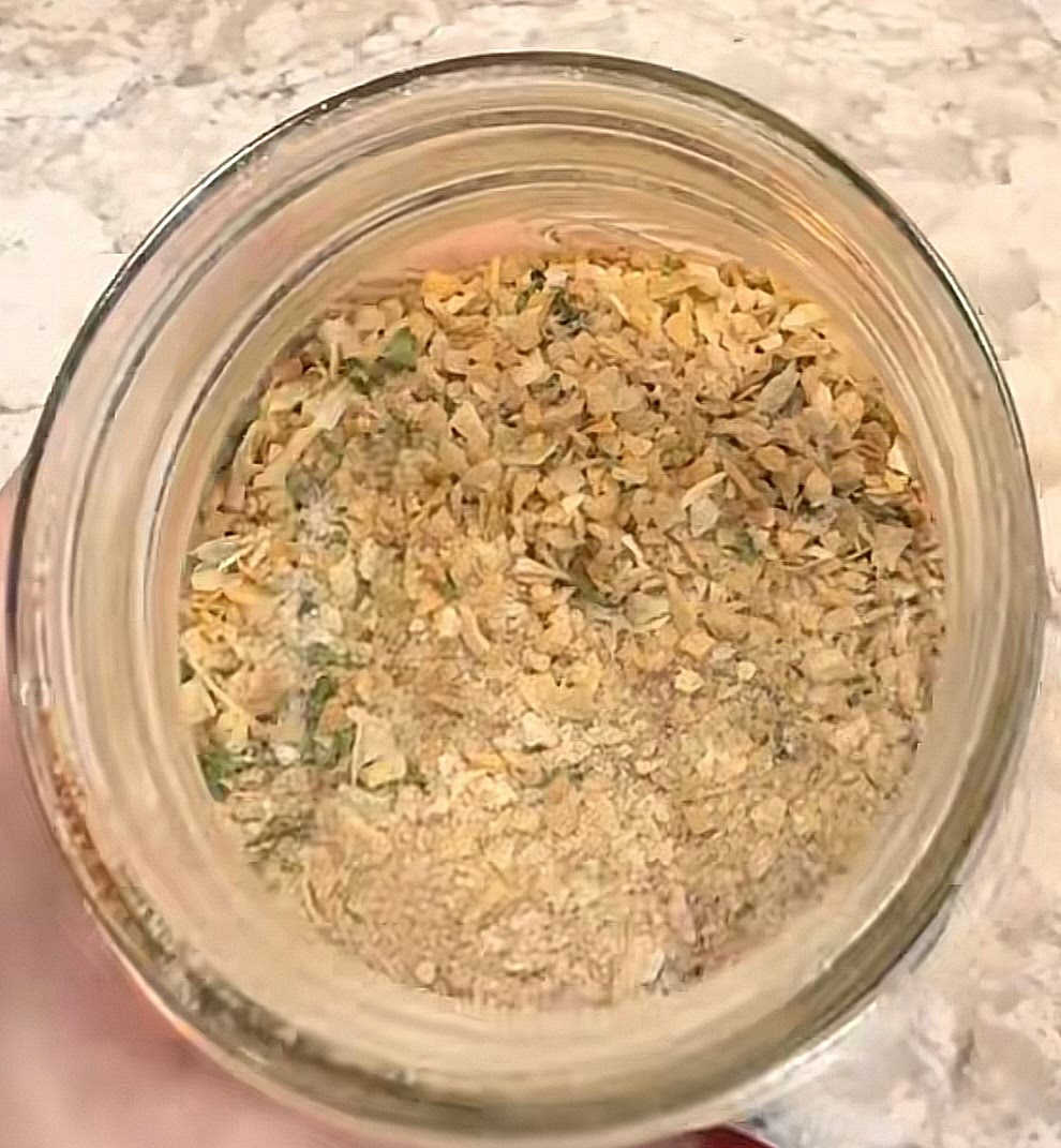 Add all spices to a jar & shake