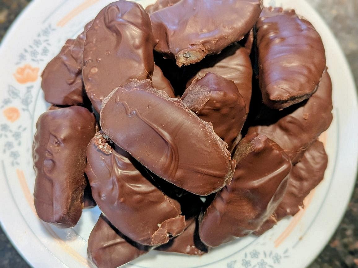 Chill for 30 minutes to harden. Store in the fridge