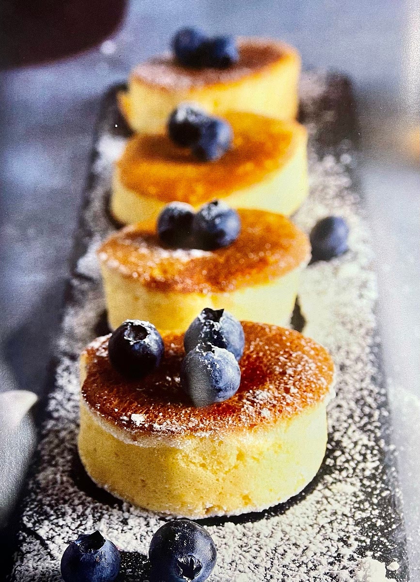 Dust with icing sugar and top with blueberries