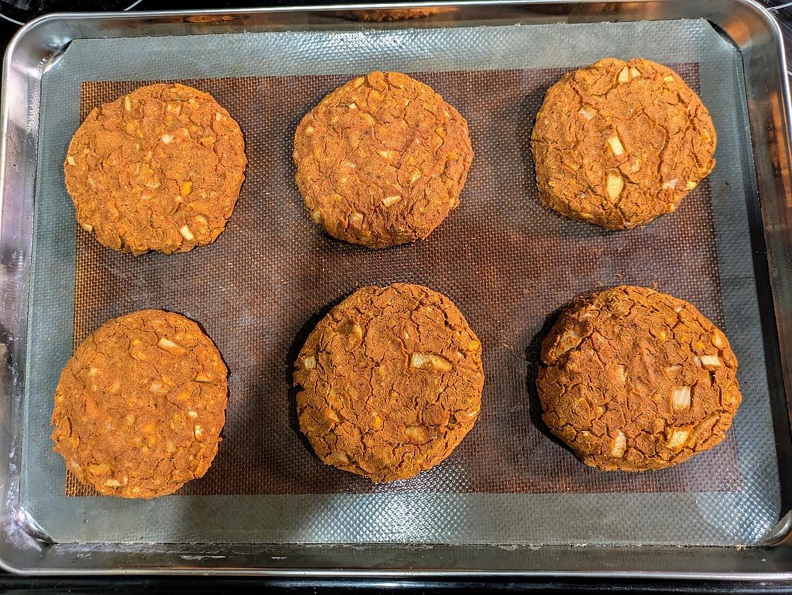 Bake at 400F for 20 minutes. You can also air fry at 400F for about 10 minutes, or grill for about 10 minutes. The burgers should be firm to the touch and lightly browned