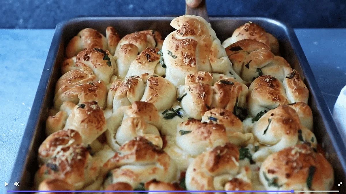 Let cool 10-15 minutes before serving and enjoy.