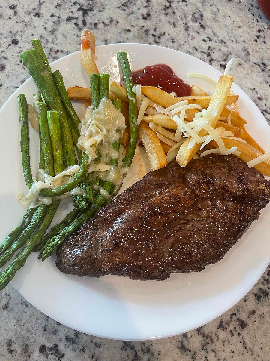 Move the steak to a different plate and enjoy!