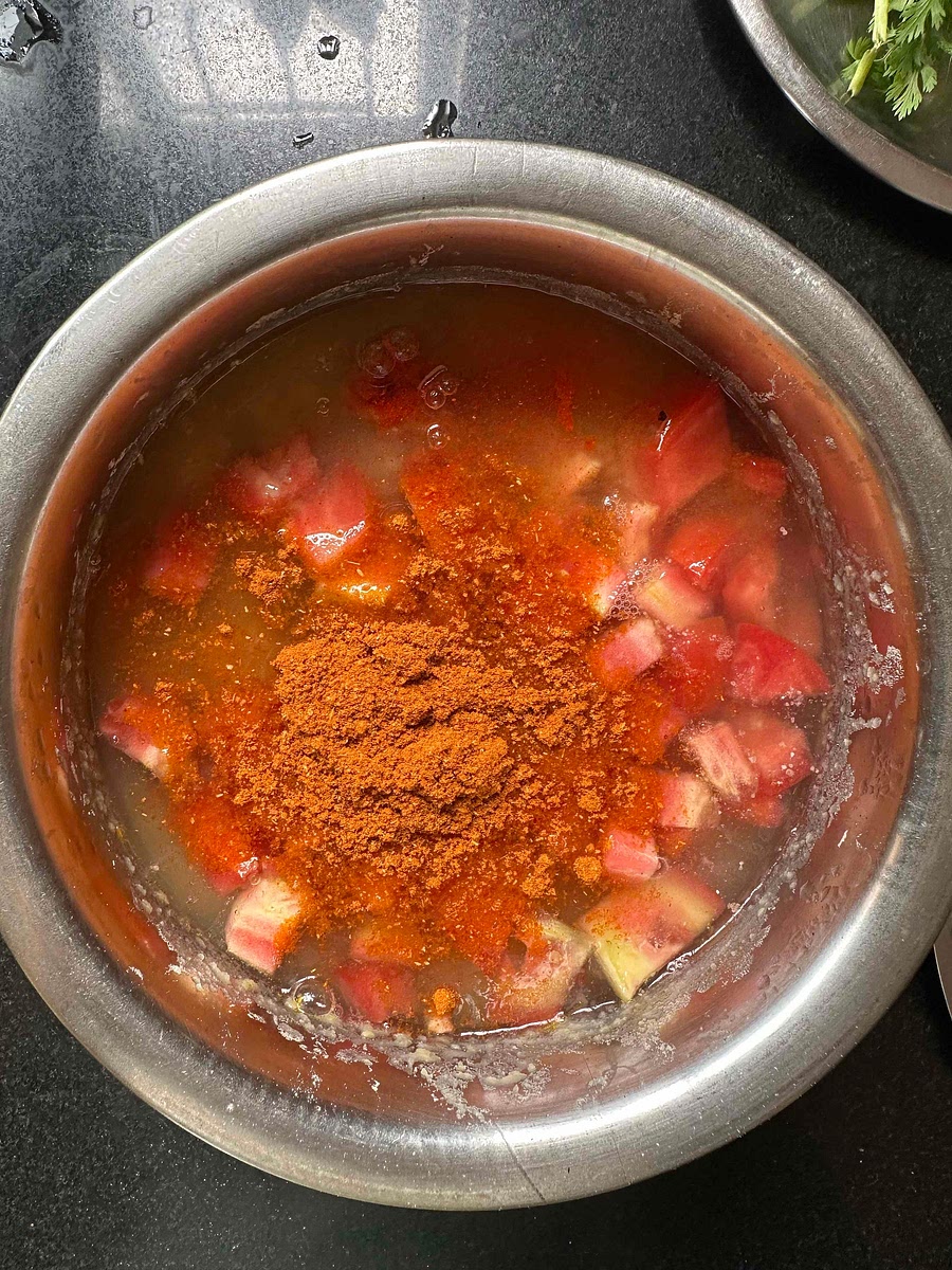Add 1 big spoon of MTR rasam masala.