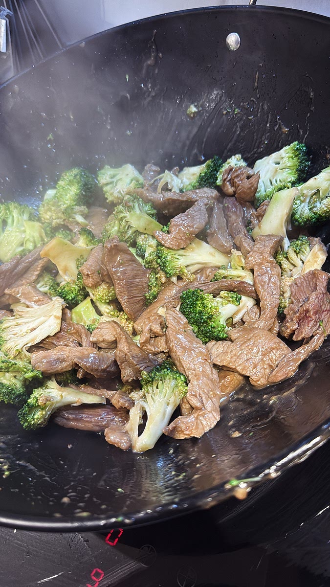 Return the beef to the wok and stir-fry with the broccoli for a few more minutes, allowing some of the beef to get nicely browned around the edges.
