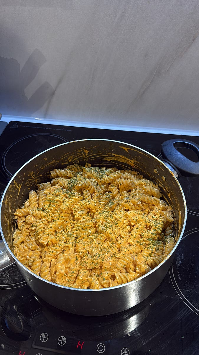 Sprinkle with parsley and serve immediately. Doneee