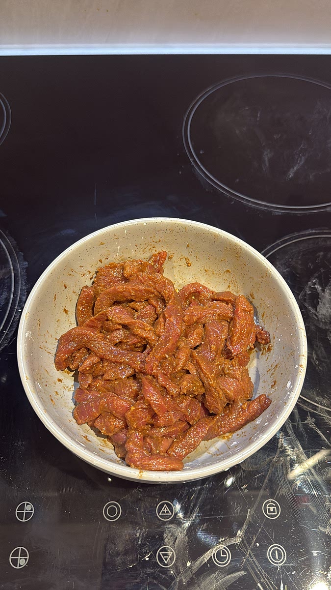 Mix everything together until the beef has a light coating.