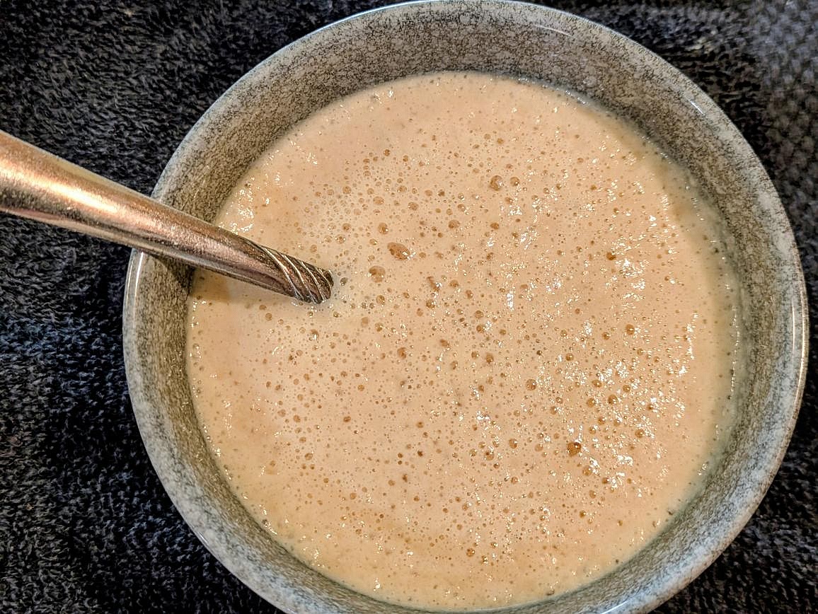 Mix together all ingredients in a bowl.