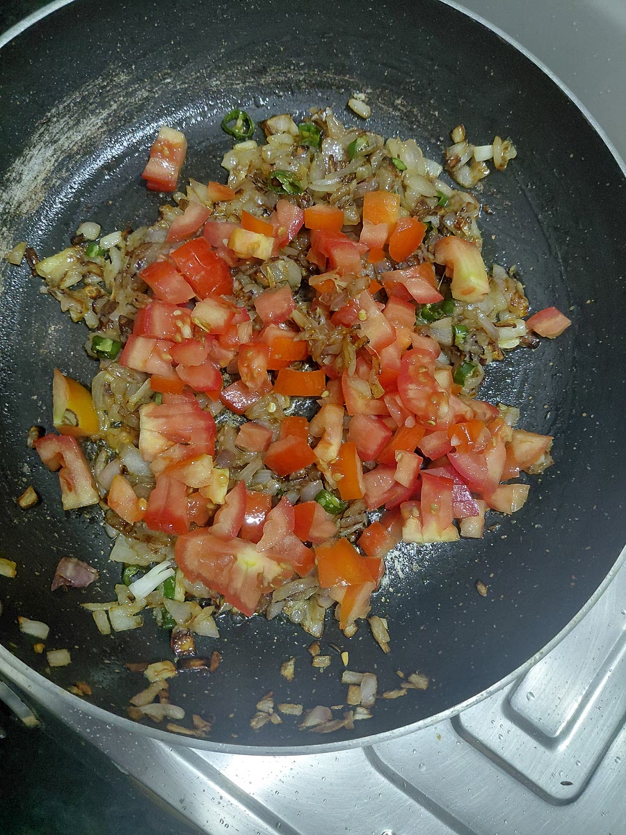 After you saute ginger garlic paste for a min. Add tomatoes and pinch of salt.